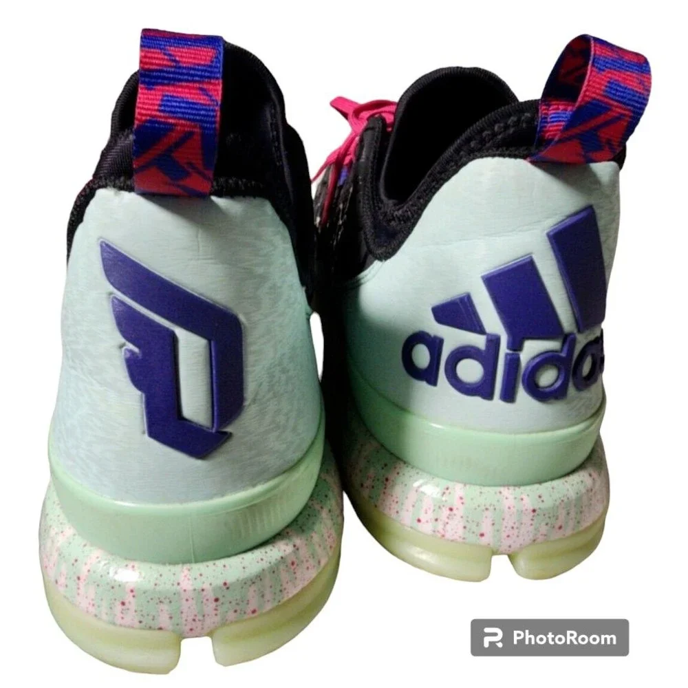 Adidas D Lillard 1 'Night Of The Ballin Dead' Sneakers Glow in the Dark Sz 10.5